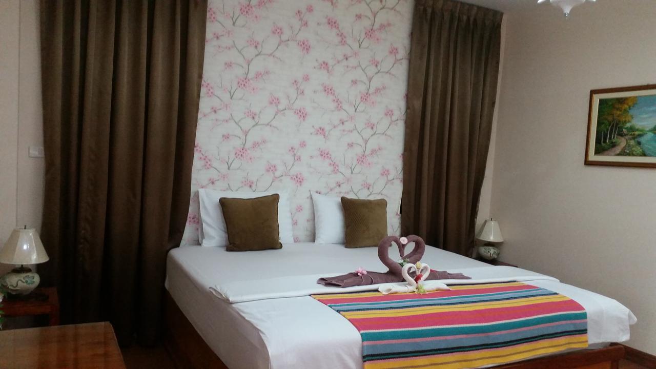 Yenjit Resort Chachoengsao Exterior photo